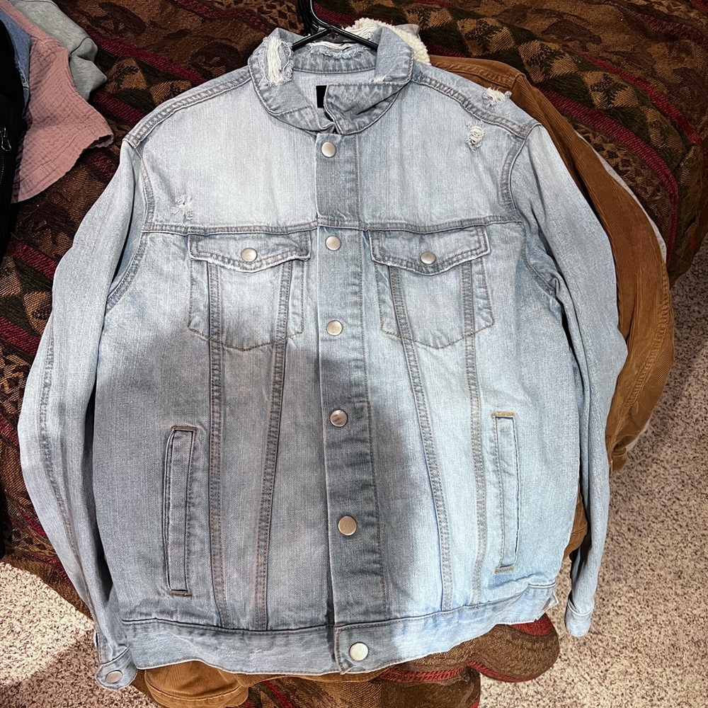 Men’s Weathered Jean Jacket